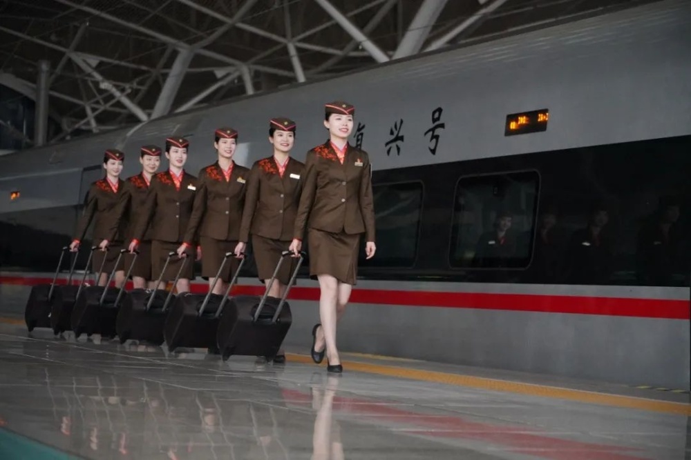 保安机场深圳北站包车